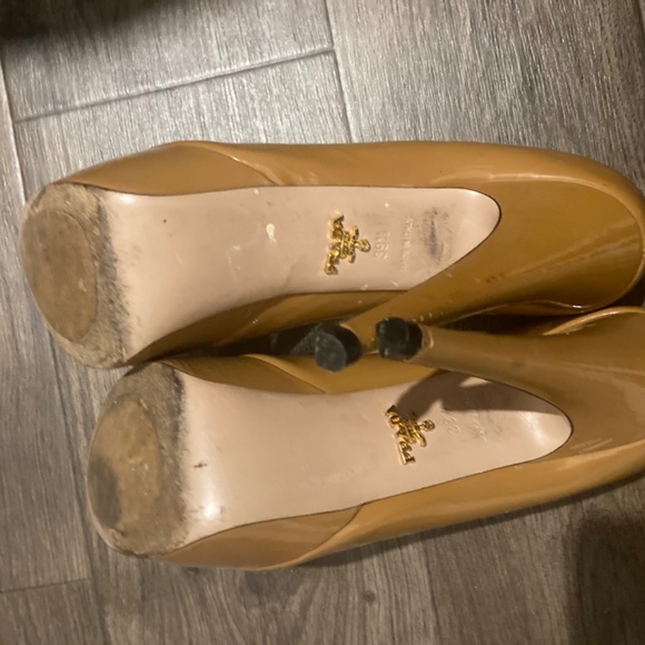 100% Authentic Prada Platform Pumps - Picture 5 of 5